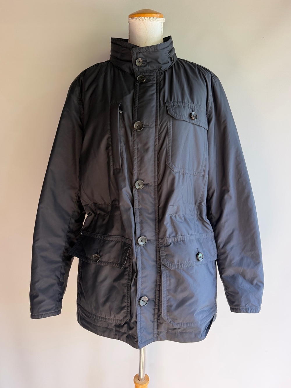 Brooks Brothers Water Repellent Down Filled Field Jacket - sz M